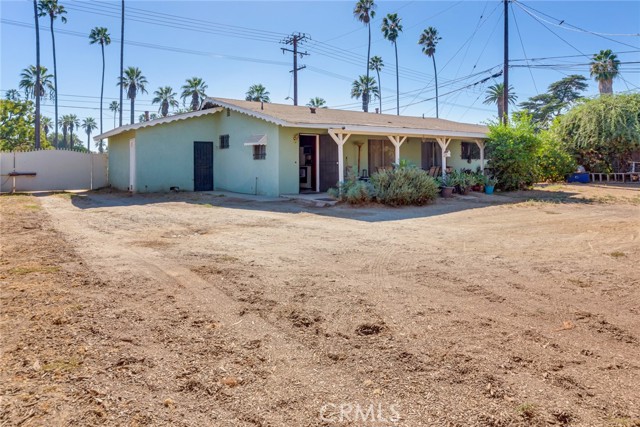 Detail Gallery Image 27 of 29 For 563 E Franklin Ave, Pomona,  CA 91766 - 4 Beds | 3 Baths