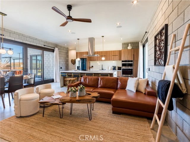 Detail Gallery Image 7 of 39 For 64754 E Broadway, Joshua Tree,  CA 92252 - 3 Beds | 2 Baths