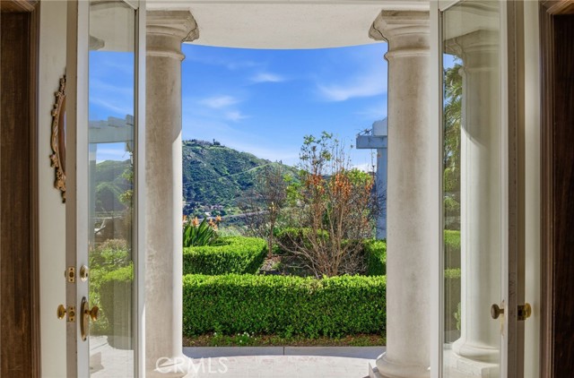 Detail Gallery Image 15 of 63 For 20976 Bentley Dr, Perris,  CA 92570 - 5 Beds | 3/1 Baths