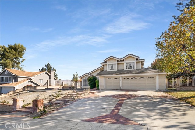 Detail Gallery Image 5 of 54 For 6716 Carobwood Way, Riverside,  CA 92506 - 4 Beds | 3 Baths