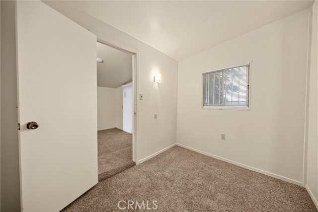 25347 Union Street, San Bernardino CA: https://media.crmls.org/medias/1d025864-1050-45d5-b864-18a485ac8410.jpg