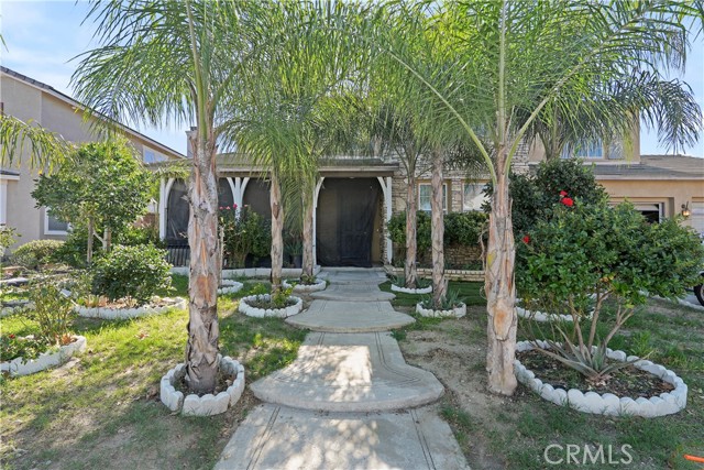 Detail Gallery Image 4 of 51 For 28385 Crispin, Moreno Valley,  CA 92555 - 6 Beds | 3/1 Baths