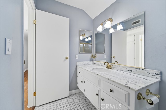 Detail Gallery Image 27 of 45 For 11344 Baird Ave, Porter Ranch,  CA 91326 - 4 Beds | 3 Baths