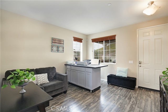 Detail Gallery Image 6 of 42 For 34325 Blossoms Dr, Lake Elsinore,  CA 92532 - 4 Beds | 2/1 Baths