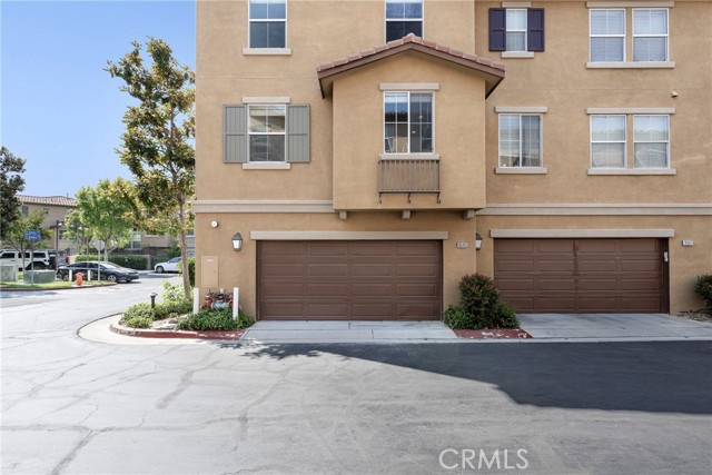 8543 E Kendra Loop, Orange CA: https://media.crmls.org/medias/1d048336-118d-404d-af48-083db56ed874.jpg