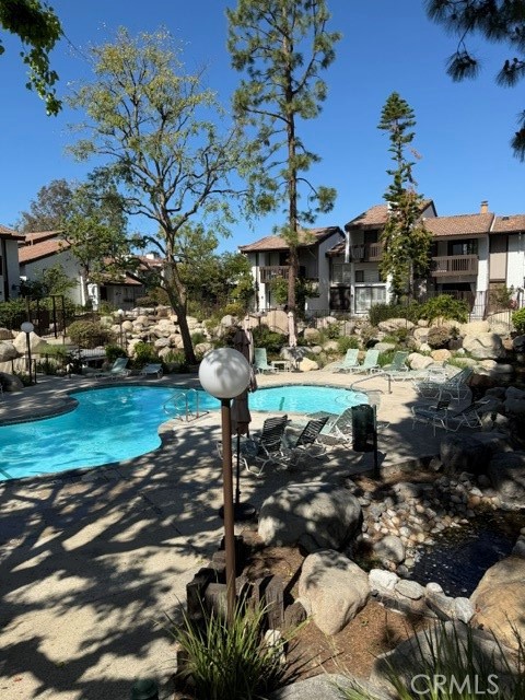 Detail Gallery Image 30 of 39 For 6275 Canoga, Woodland Hills,  CA 91367 - 2 Beds | 1 Baths