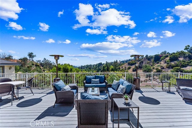 Detail Gallery Image 1 of 40 For 2342 Valle Dr, La Habra Heights,  CA 90631 - 5 Beds | 3/1 Baths