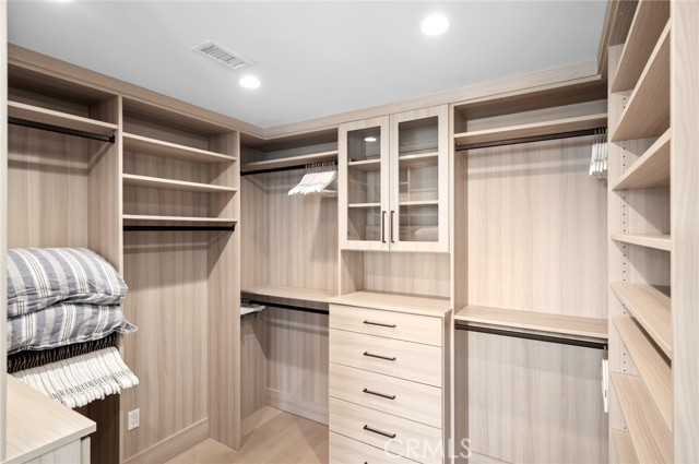 Detail Gallery Image 15 of 27 For 109 Onyx Ave, Newport Beach,  CA 92662 - 3 Beds | 4/1 Baths