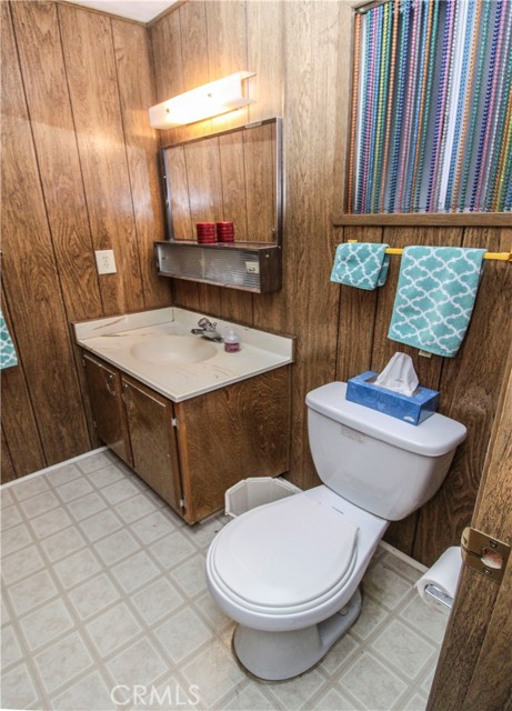 Detail Gallery Image 15 of 25 For 13829 Riviera, Victorville,  CA 92395 - 2 Beds | 2 Baths