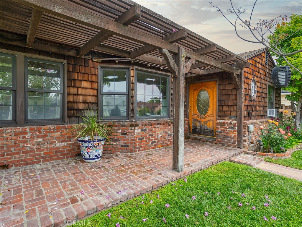 1234 N Ontario StreetBurbank img 33