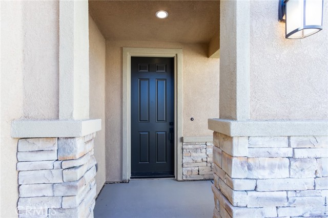 13119 Lancaster Street, Hesperia CA: https://media.crmls.org/medias/1d071658-7cfd-4a67-8ea4-e88e0fd244f7.jpg