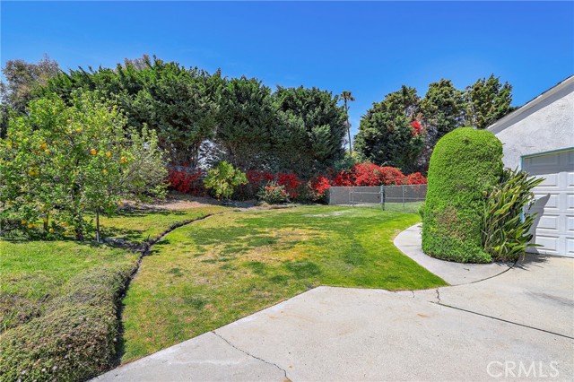 17 Hidden Valley Road, Rolling Hills Estates, California 90274, 4 Bedrooms Bedrooms, ,3 BathroomsBathrooms,Residential,Sold,Hidden Valley,SB22124743