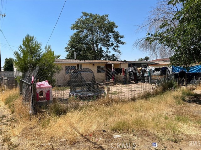 Detail Gallery Image 9 of 16 For 12119 Edison, Bakersfield,  CA 93307 - – Beds | – Baths