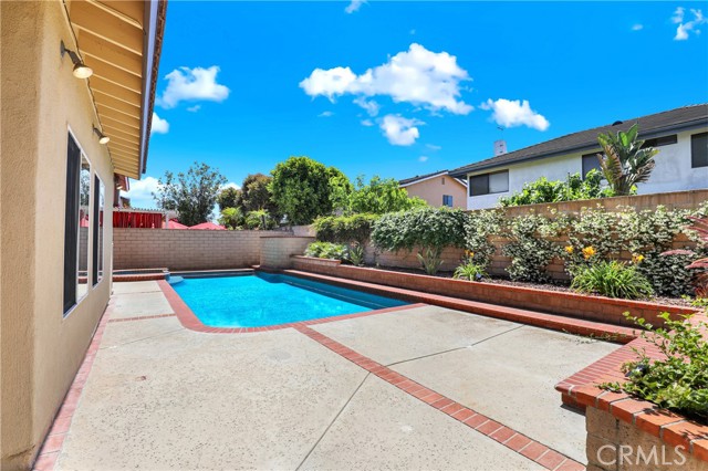 Image 39 of 46 For 8452 Deepview Drive