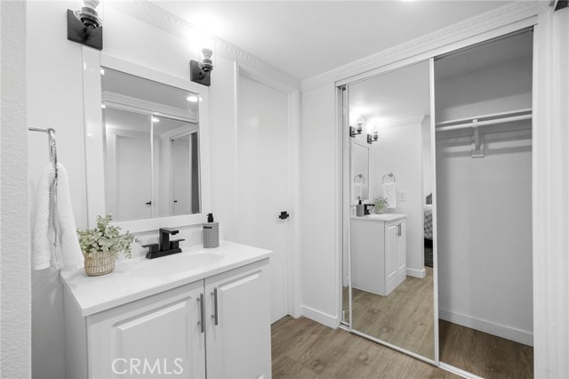 Detail Gallery Image 15 of 28 For 408 Burchett St #5,  Glendale,  CA 91203 - 2 Beds | 2 Baths