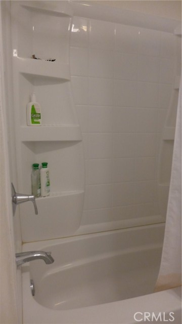 Bathtub