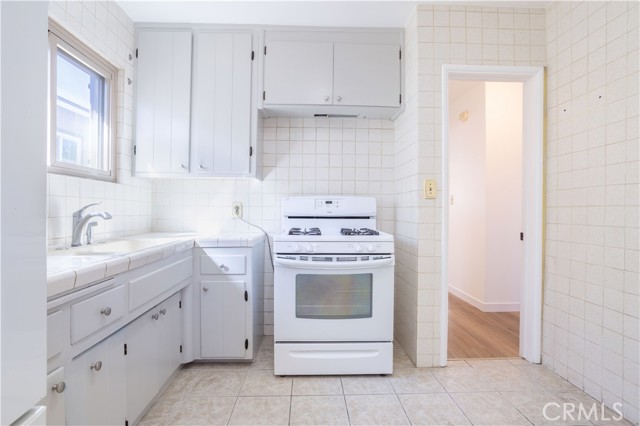 Detail Gallery Image 29 of 39 For 10817 Cantara St, Sun Valley,  CA 91352 - 2 Beds | 1 Baths