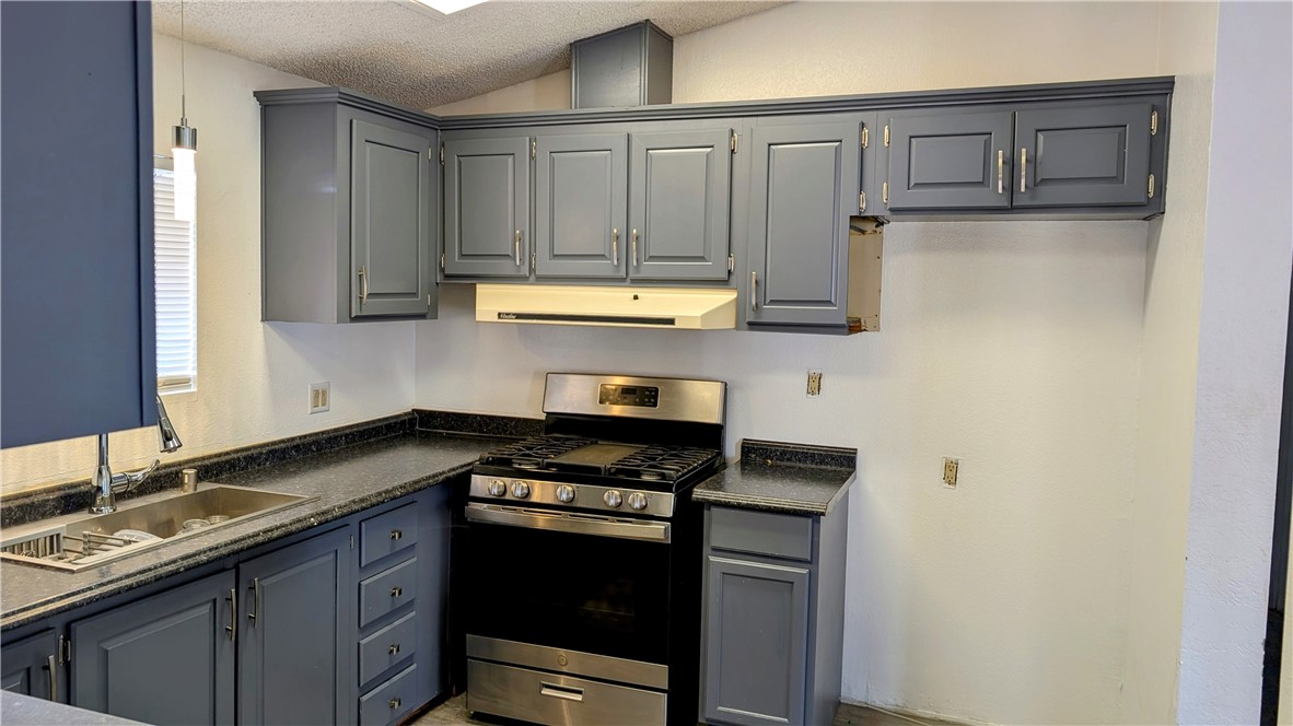 Detail Gallery Image 9 of 22 For 3589 Wells Rd #64,  Blythe,  CA 92225 - 2 Beds | 2 Baths