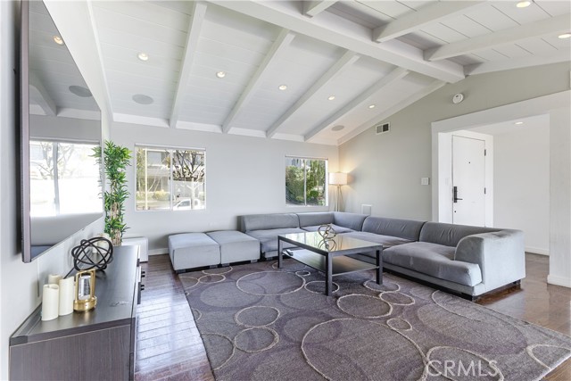 Detail Gallery Image 50 of 59 For 3109 Dona Susana Dr, Studio City,  CA 91604 - 4 Beds | 2 Baths