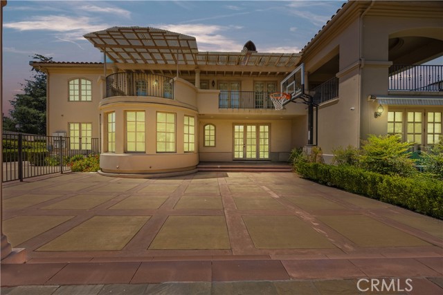 Detail Gallery Image 50 of 69 For 2280 S Oak Knoll Ave, San Marino,  CA 91108 - 5 Beds | 7 Baths