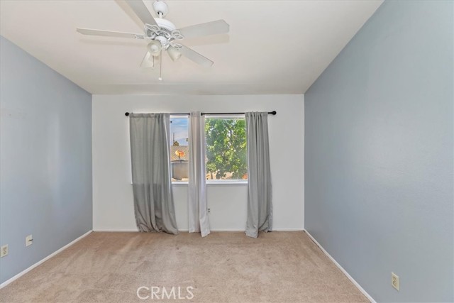 Detail Gallery Image 17 of 31 For 983 Elsa Ct #B,  Corona,  CA 92881 - 2 Beds | 2/1 Baths