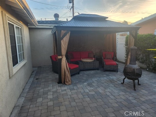 Detail Gallery Image 17 of 18 For 8712 Fontana, Downey,  CA 90241 - 3 Beds | 2 Baths