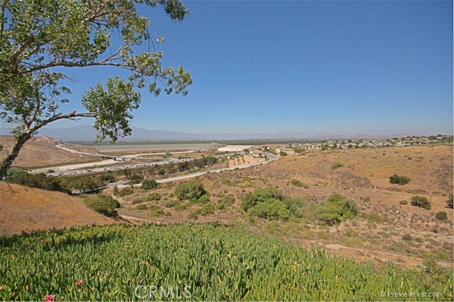 2985 Amber Drive, Corona CA: https://media.crmls.org/medias/1d0a186d-6405-4f48-81d3-edb8fec371fc.jpg