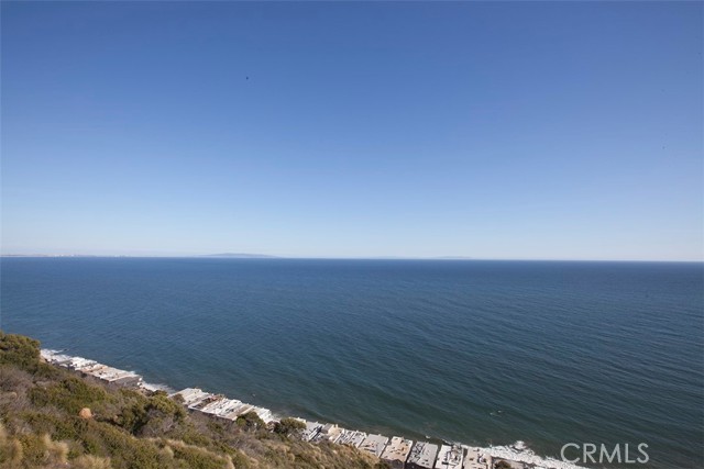 Detail Gallery Image 43 of 55 For 20700 Rockpoint Way, Malibu,  CA 90265 - 4 Beds | 3/1 Baths