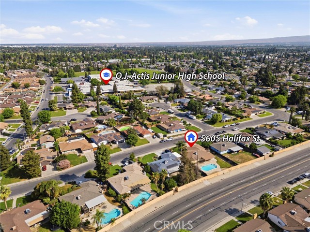 Detail Gallery Image 6 of 57 For 5605 Halifax, Bakersfield,  CA 93309 - 3 Beds | 2 Baths