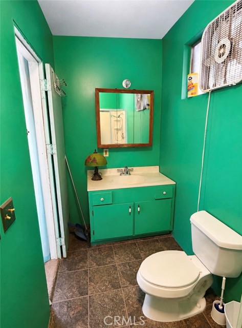 12229 Alta photo 27