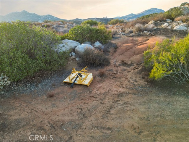 45 Intrepid, Temecula CA: https://media.crmls.org/medias/1d0bd802-fd1f-417c-a30d-1b12092cc21e.jpg