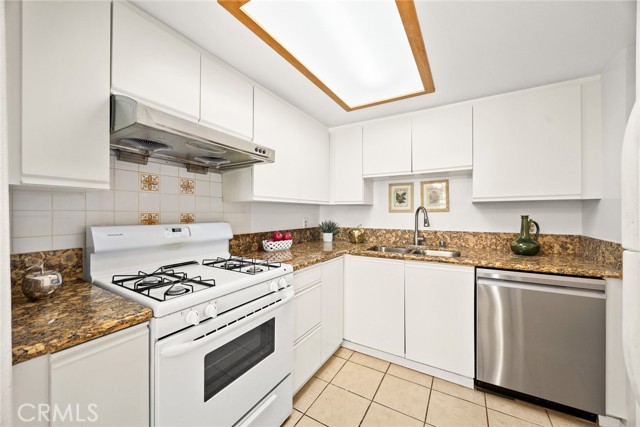 Detail Gallery Image 11 of 24 For 1522 S Baldwin Ave #15,  Arcadia,  CA 91007 - 2 Beds | 2/1 Baths