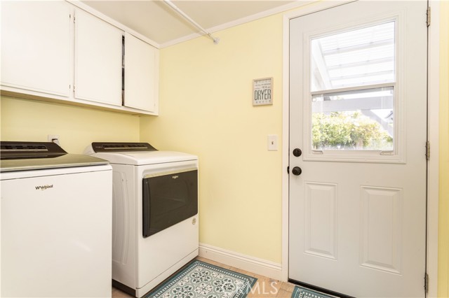 28138 Florence Lane, Canyon Country CA: https://media.crmls.org/medias/1d0c3ab5-3713-460f-8357-16ce16f7ba5b.jpg