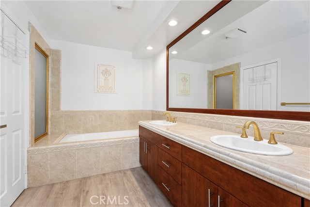 Detail Gallery Image 27 of 40 For 2243 Martin #117,  Irvine,  CA 92612 - 2 Beds | 2 Baths