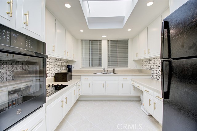 Detail Gallery Image 13 of 34 For 164 Avenida Majorca #Q, Laguna Woods,  CA 92637 - 2 Beds | 2 Baths