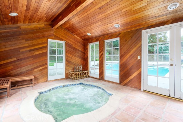 40 Club View Lane, Rolling Hills Estates, California 90274, 5 Bedrooms Bedrooms, ,3 BathroomsBathrooms,Residential,Sold,Club View,PW22062532