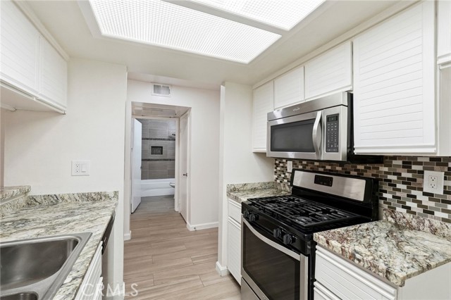 Detail Gallery Image 18 of 39 For 12601 Van Nuys #111,  Pacoima,  CA 91331 - 1 Beds | 1 Baths