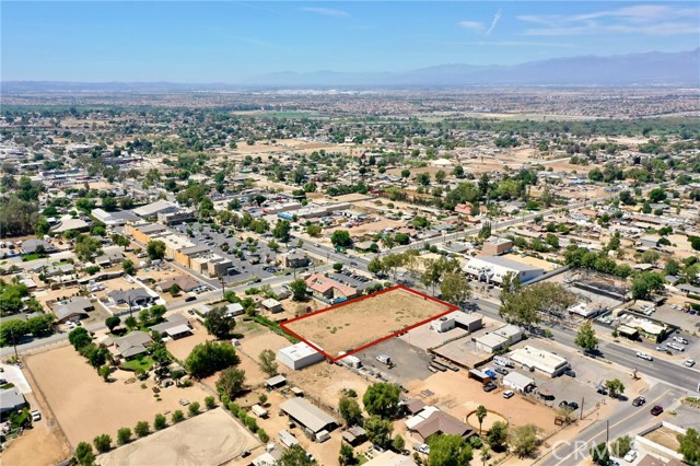 Detail Gallery Image 14 of 21 For 866 6th St, Norco,  CA 92860 - – Beds | – Baths