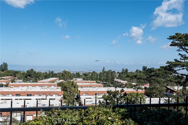 28170 Ridgecove Court, Rancho Palos Verdes, California 90275, 3 Bedrooms Bedrooms, ,1 BathroomBathrooms,Residential,Sold,Ridgecove,OC22225258