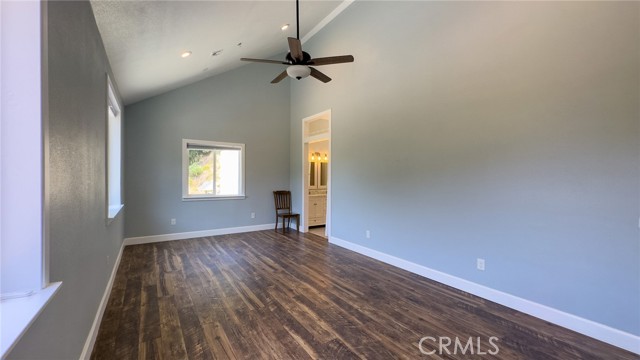 MASTER BEDROOM.