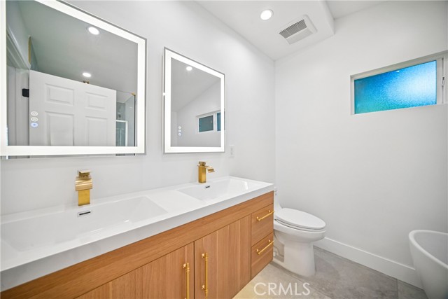 7831 Capistrano photo 41