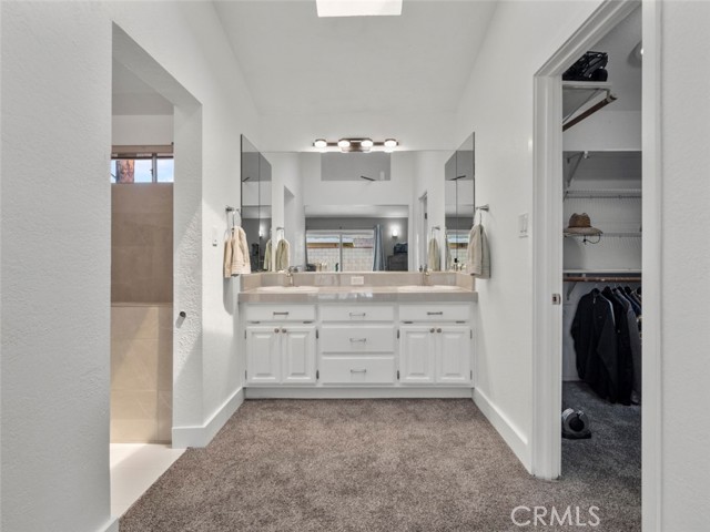 1d0fe4fd 6341 4cb2 Bf71 Aac4916f01cb