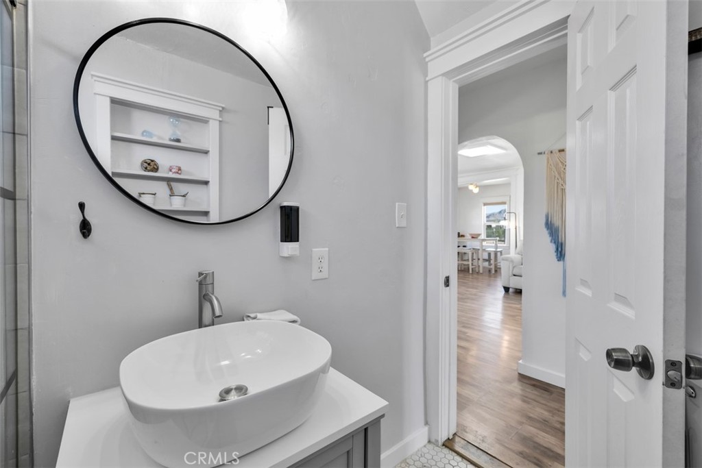 MLS #OC25214105 image #11