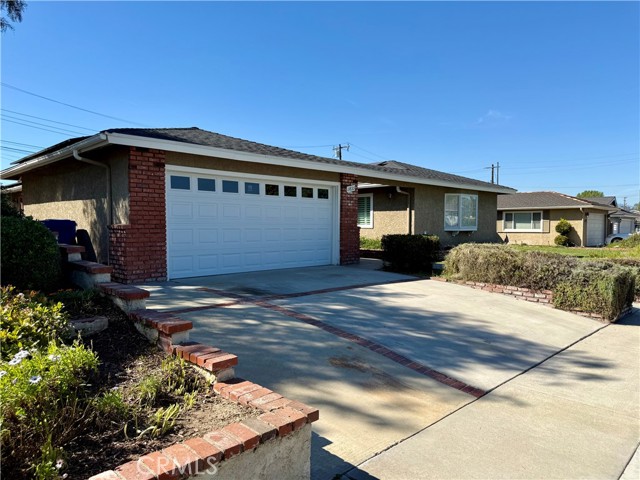 Detail Gallery Image 4 of 7 For 11833 Grayling, Whittier,  CA 90604 - 4 Beds | 3 Baths