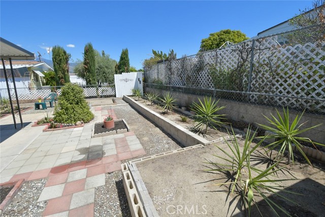 Detail Gallery Image 2 of 42 For 43715 Payne Ave, Hemet,  CA 92544 - 2 Beds | 2 Baths
