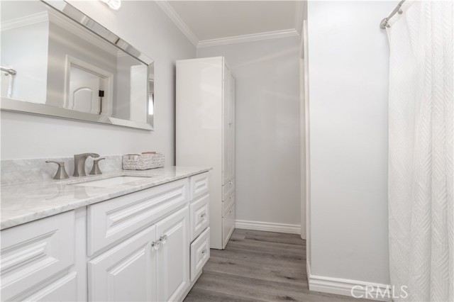 Detail Gallery Image 26 of 53 For 18425 Saticoy St #9,  Reseda,  CA 91335 - 3 Beds | 2/1 Baths