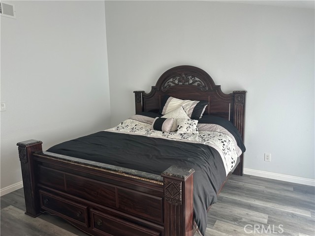 20723 Dolorosa Street, Woodland Hills CA: https://media.crmls.org/medias/1d10f667-1b21-45a8-98f9-13dea0b9859b.jpg