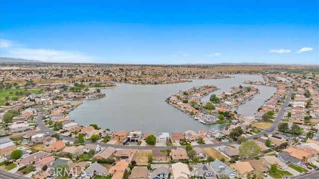 Detail Gallery Image 39 of 43 For 13310 Sea Gull Dr, Victorville,  CA 92395 - 3 Beds | 3 Baths