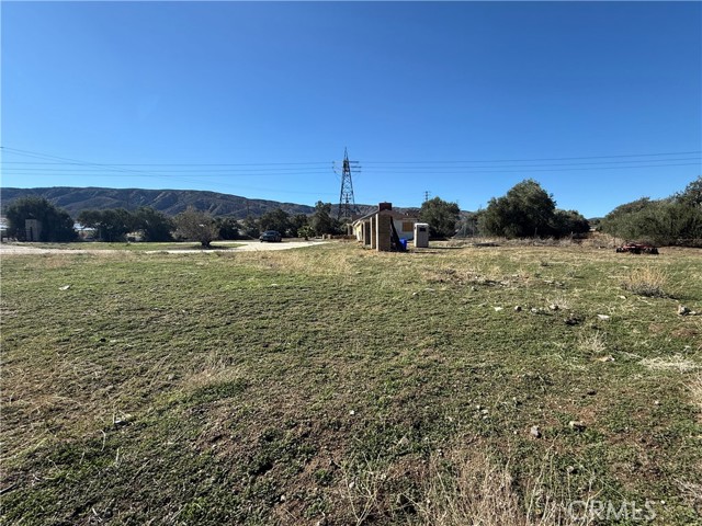 8539 W Avenue L, Lancaster CA: https://media.crmls.org/medias/1d11a503-7e16-4044-b201-63f6e710a21f.jpg