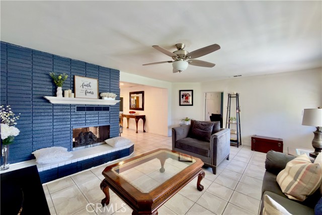 Detail Gallery Image 7 of 53 For 6118 Bellingham Ave, North Hollywood,  CA 91606 - 3 Beds | 2/1 Baths